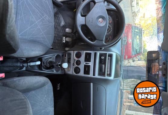 Autos - Fiat Siena 2010 Nafta 140000Km - En Venta