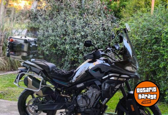 Motos - CF 800mt 2024 Nafta 18000Km - En Venta