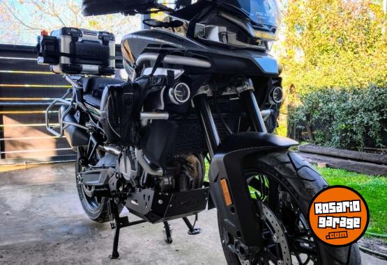 Motos - CF 800mt 2024 Nafta 18000Km - En Venta