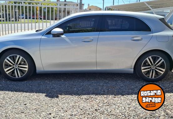 Autos - Mercedes Benz A200 2021 Nafta 68000Km - En Venta