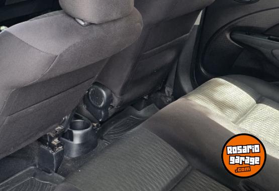 Autos - Toyota Etios 2017 Nafta 97000Km - En Venta