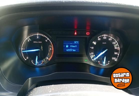 Camionetas - Ford 2023 xl 2.2 2023 Diesel 40000Km - En Venta