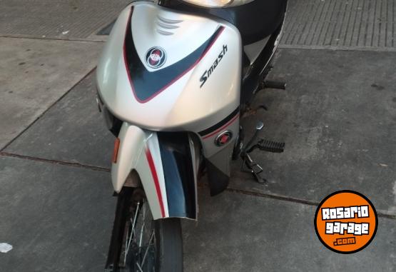 Motos - Gilera Smash 2023 Nafta 17000Km - En Venta
