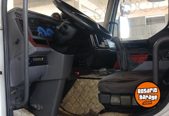 Camiones y Gras - Renault 420 dci - En Venta