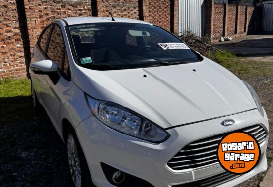 Autos - Ford Fiesta Kinetic SE 2016 2016 Nafta 135000Km - En Venta