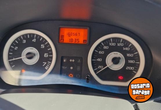 Autos - Renault Sandero 2009 GNC 160000Km - En Venta