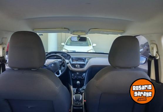 Autos - Peugeot 2008 2017 Nafta 170000Km - En Venta