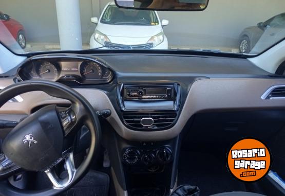 Autos - Peugeot 2008 2017 Nafta 170000Km - En Venta