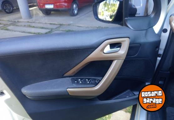 Autos - Peugeot 2008 2017 Nafta 170000Km - En Venta