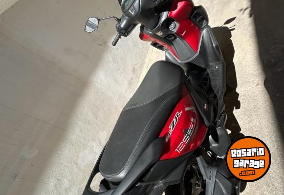 Motos - Yamaha Zr 125 fi 2023 Nafta 6000Km - En Venta