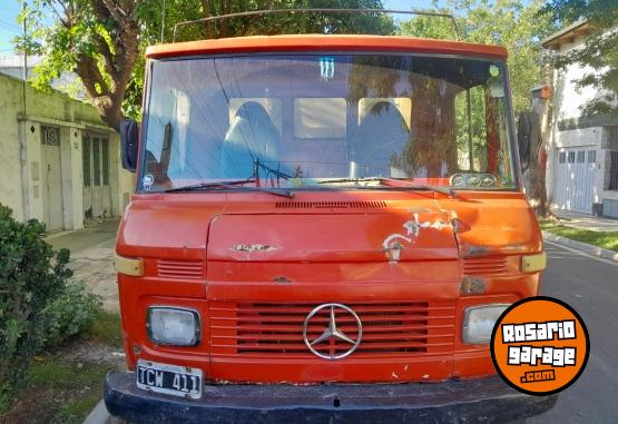 Camiones y Grúas - Vendo mb 608 - En Venta