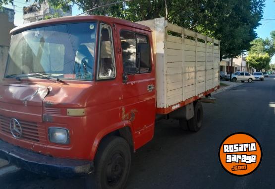 Camiones y Grúas - Vendo mb 608 - En Venta