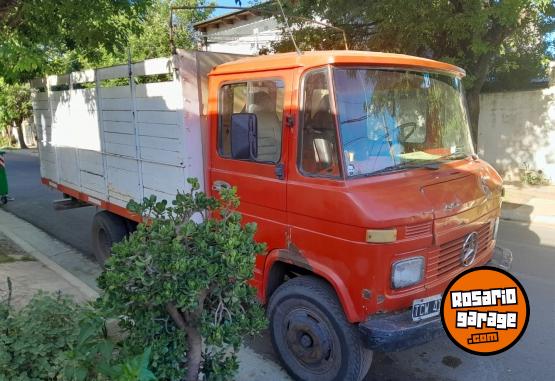 Camiones y Grúas - Vendo mb 608 - En Venta