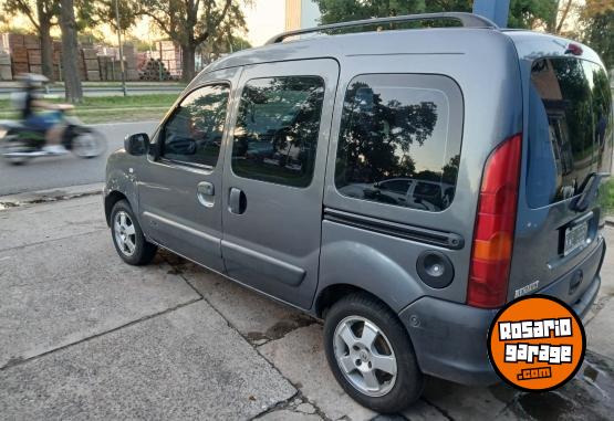 Utilitarios - Renault Campus 2012 Nafta 163000Km - En Venta