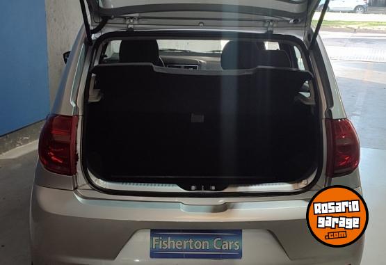 Autos - Volkswagen FOX 1.6 COMFORTLINE 2012 Nafta 125000Km - En Venta
