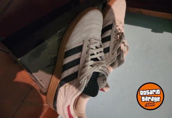 Indumentaria - Vendo adidas - En Venta