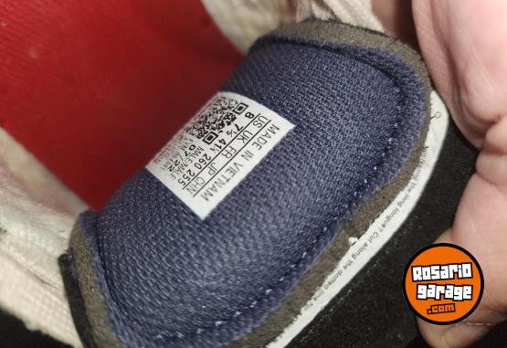 Indumentaria - Vendo adidas - En Venta