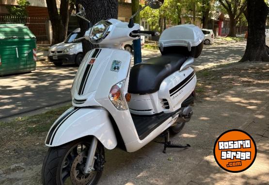 Motos - Kymco Like 125 2025 Nafta 3000Km - En Venta