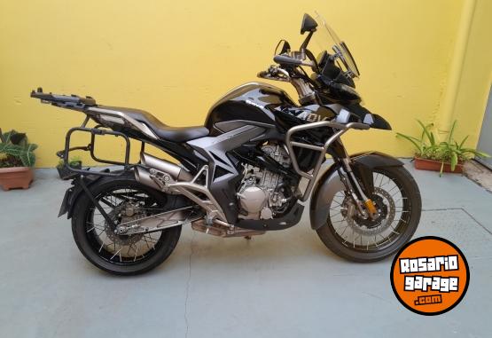 Motos - Zontes 310 T2 2022 Nafta 14800Km - En Venta