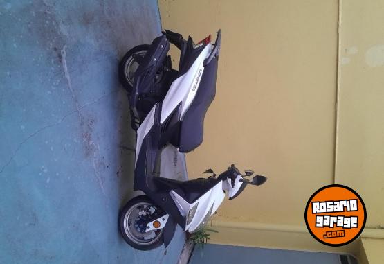 Motos - Corven Espert 150 2018 Nafta 19000Km - En Venta
