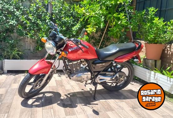 Motos - Suzuki EN 125 2A 2017 Nafta 15000Km - En Venta