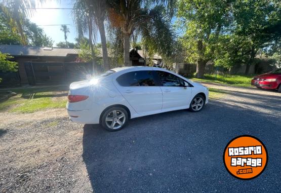 Autos - Peugeot 408 Feline 2011 Nafta 175900Km - En Venta
