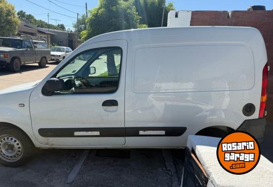 Utilitarios - Renault Kangoo 1.6 confort ph3 2017 GNC 150000Km - En Venta
