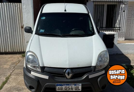 Utilitarios - Renault Kangoo 1.6 confort ph3 2017 GNC 150000Km - En Venta