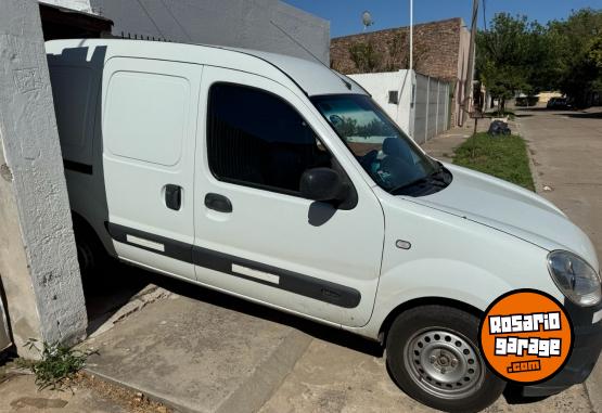 Utilitarios - Renault Kangoo 1.6 confort ph3 2017 GNC 150000Km - En Venta