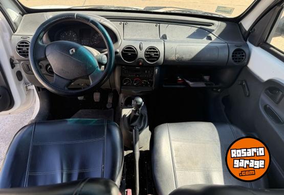 Utilitarios - Renault Kangoo 1.6 confort ph3 2017 GNC 150000Km - En Venta