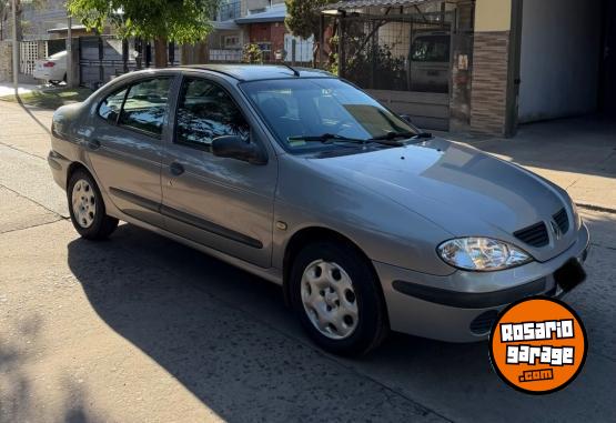 Autos - Renault TriPac 2007 Nafta 136000Km - En Venta