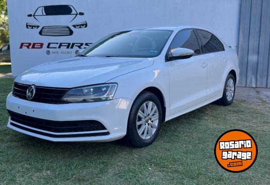 Autos - Volkswagen Vento advance 2016 Nafta 172000Km - En Venta