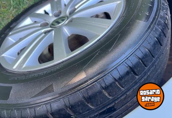 Autos - Volkswagen Vento advance 2016 Nafta 172000Km - En Venta