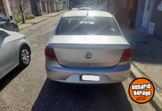 Autos - Volkswagen Voyage 2010 Nafta 150000Km - En Venta