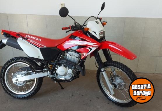 Motos - Honda Tornado 250 2019 Nafta 1636Km - En Venta