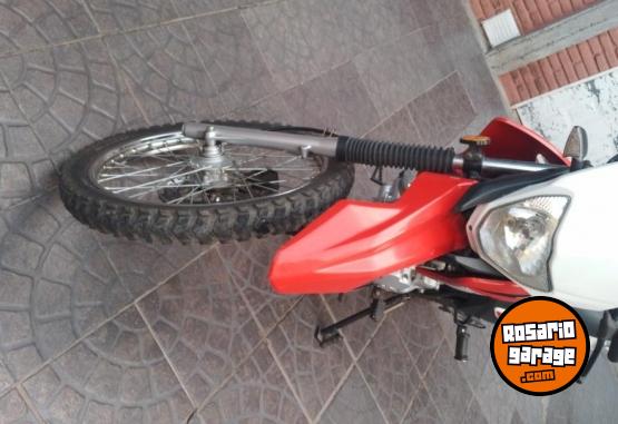 Motos - Motomel Skua 2024 Nafta 11500Km - En Venta