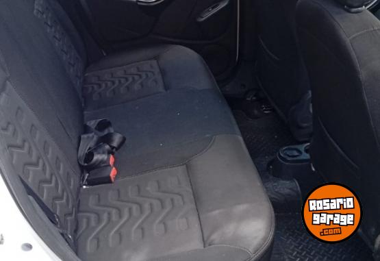 Autos - Renault Duster 1.6 2016 GNC 108000Km - En Venta