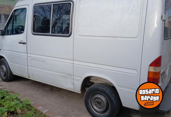 Utilitarios - Mercedes Benz 310D 1998 Diesel 411000Km - En Venta