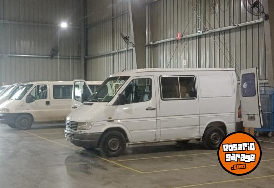 Utilitarios - Mercedes Benz 310D 1998 Diesel 411000Km - En Venta