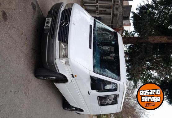 Utilitarios - Mercedes Benz 310D 1998 Diesel 411000Km - En Venta