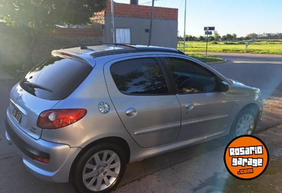 Autos - Peugeot 207 feline 2010 Nafta 230Km - En Venta