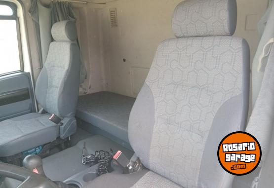 Camiones y Grúas - FORD CARGO 1722 TRACTOR CON CABINA - En Venta