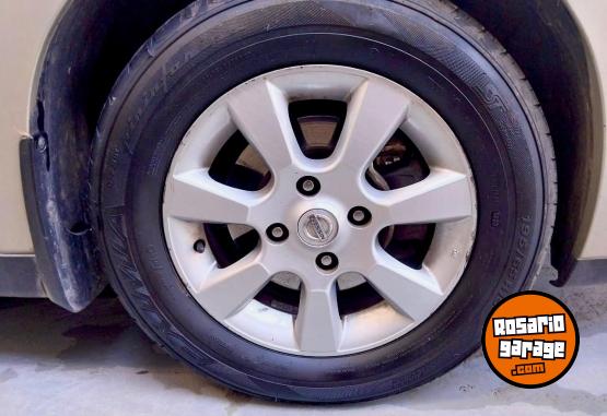 Autos - Nissan Tiida Teckna 2009 Nafta 285000Km - En Venta