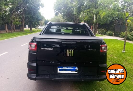 Camionetas - Fiat Strada Volcano 2021 Nafta 150000Km - En Venta