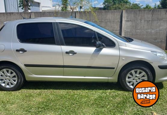 Autos - Peugeot 307 2009 Nafta 156000Km - En Venta