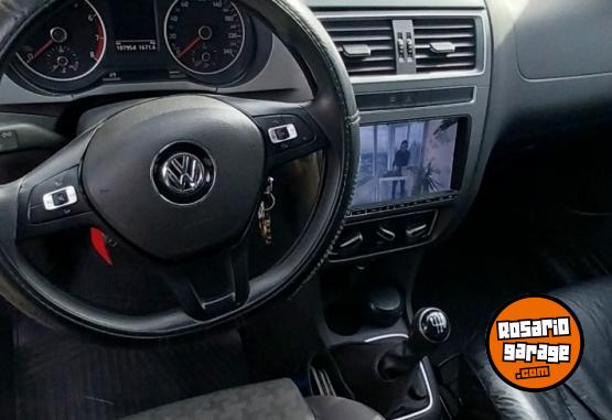 Autos - Volkswagen Suran Trendline 2016 Nafta 109000Km - En Venta