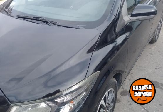 Autos - Chevrolet Onix 2016 Nafta 135000Km - En Venta