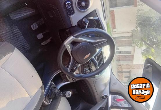Autos - Chevrolet Tracker 1.8 LTZ full 2014 Nafta 120000Km - En Venta