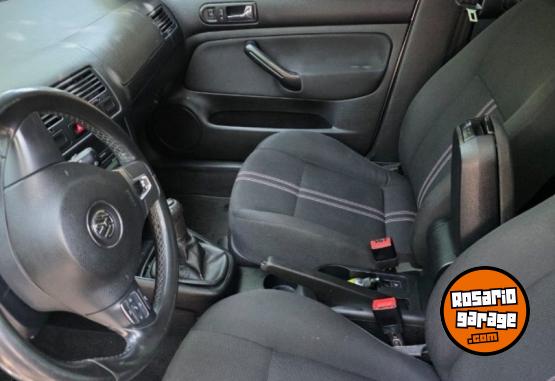 Autos - Volkswagen Bora 2.0 MPI Trendline 2013 Nafta 105000Km - En Venta