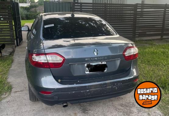 Autos - Renault Fluence 2.0 2011 Nafta 197000Km - En Venta